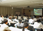 ���C���̗l�q